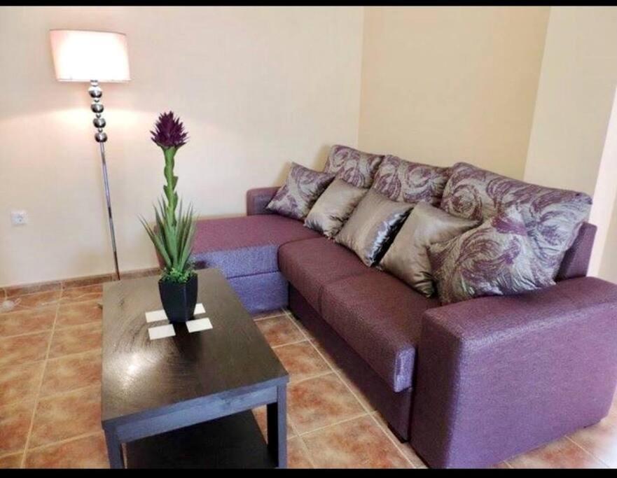 House Sleeps 6, Large Pool Walk To Casa de Férias Vera